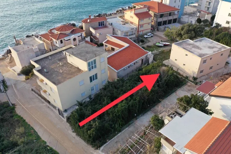 Prodajem urbanizovani plac Utjeha